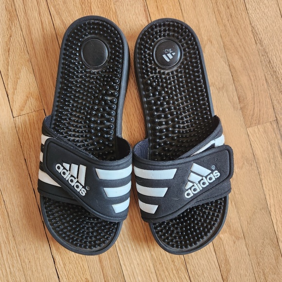 Classic Adidas Sliders Women’s 7 - Picture 1 of 4